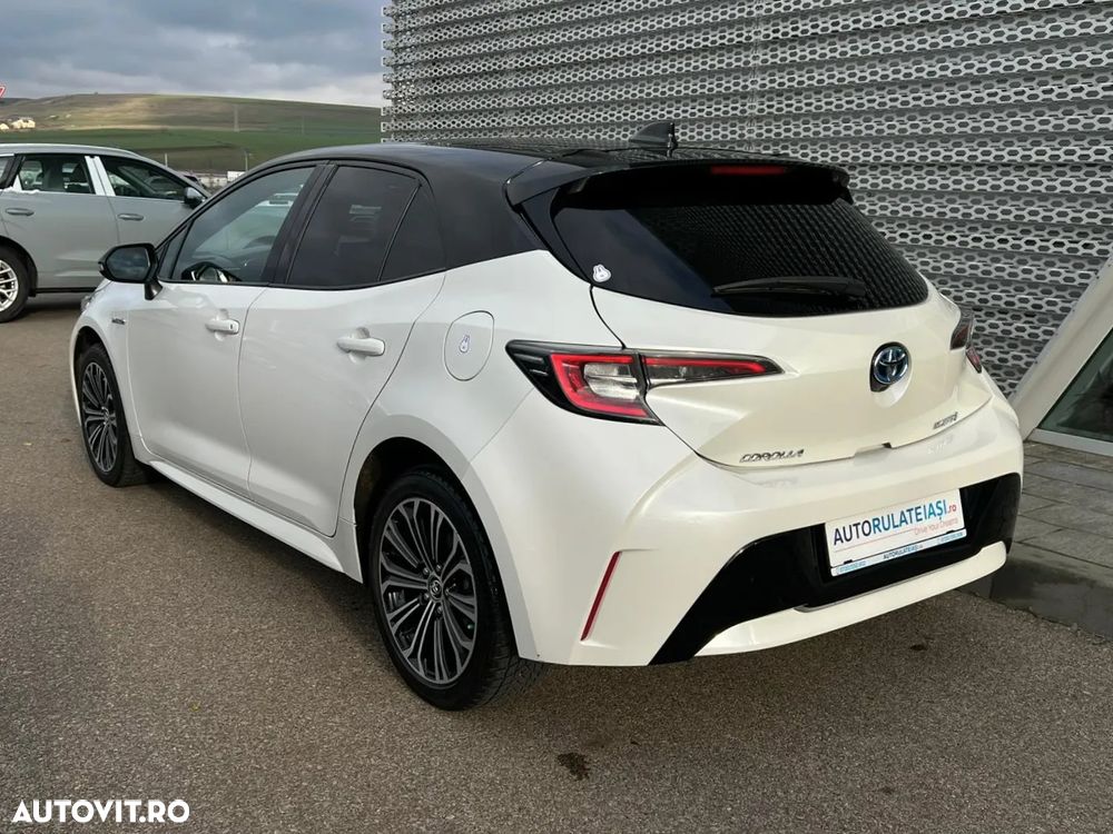 Toyota Corolla 1.8 HSD Dynamic Bi-tone - 5