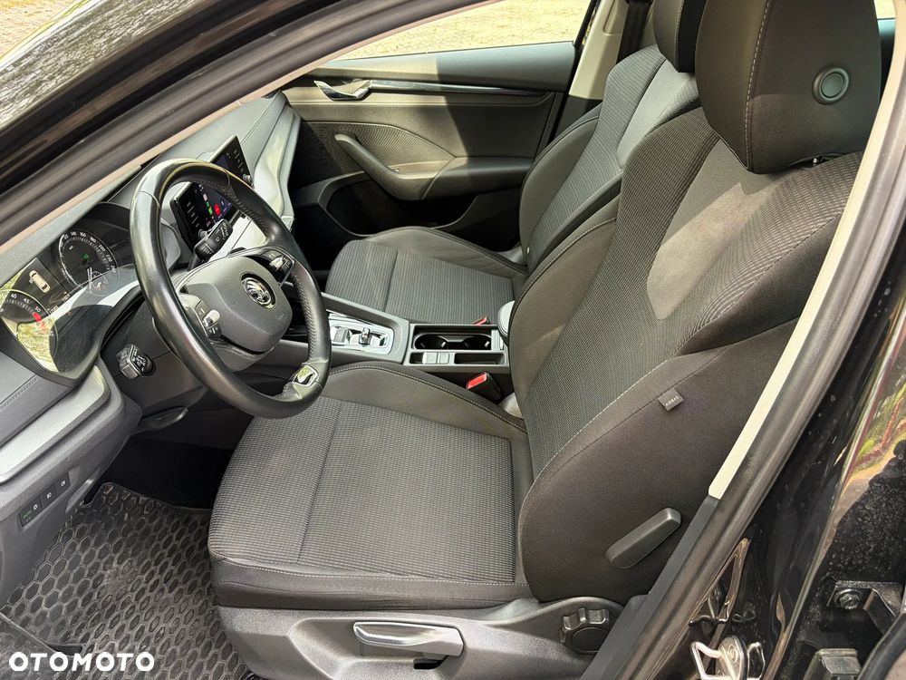 Skoda Octavia 2.0 TDI Ambition DSG - 10