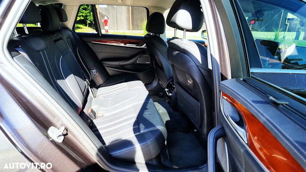 BMW Seria 5 - 13