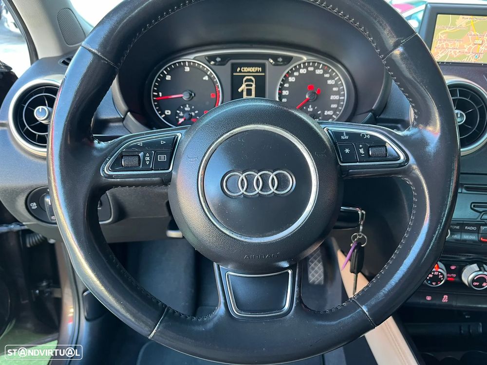 Audi A1 1.6 TDI Attraction - 22