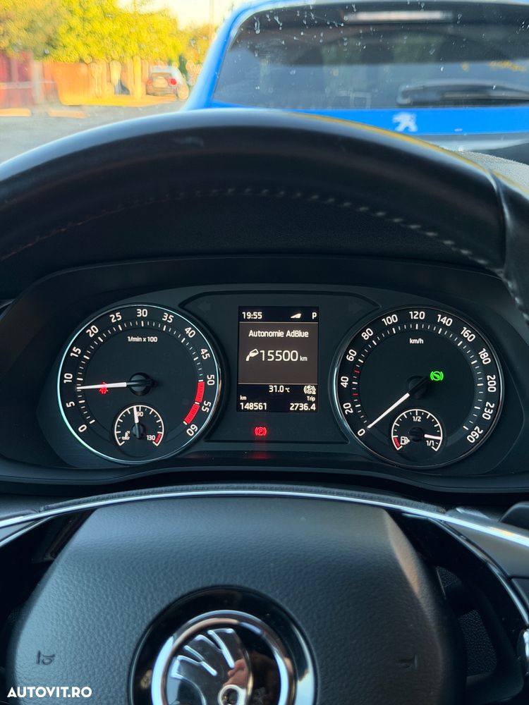 Skoda Octavia 2.0 TDI DSG Ambition - 13