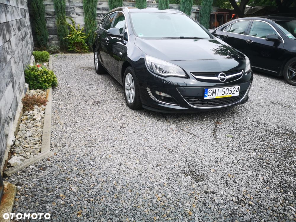 Opel Astra 1.4 Turbo Exklusiv - 3