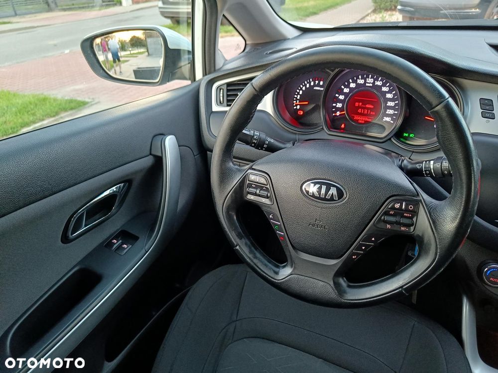 Kia ProCeed 1.6 GDI Vision - 30