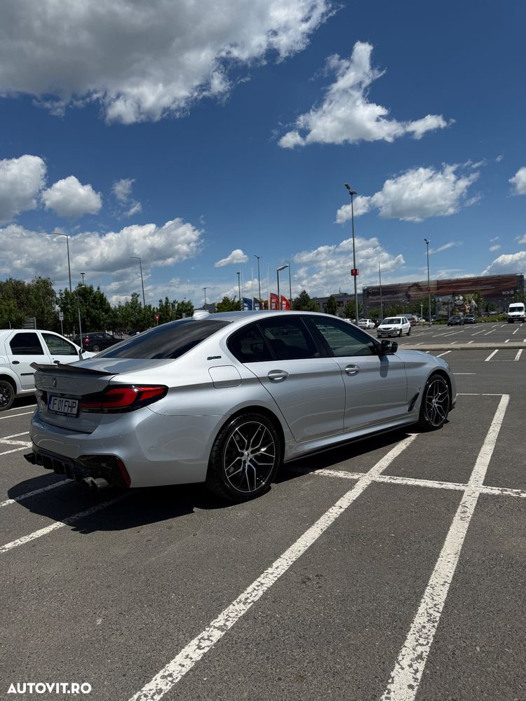 BMW Seria 5 520i AT - 3