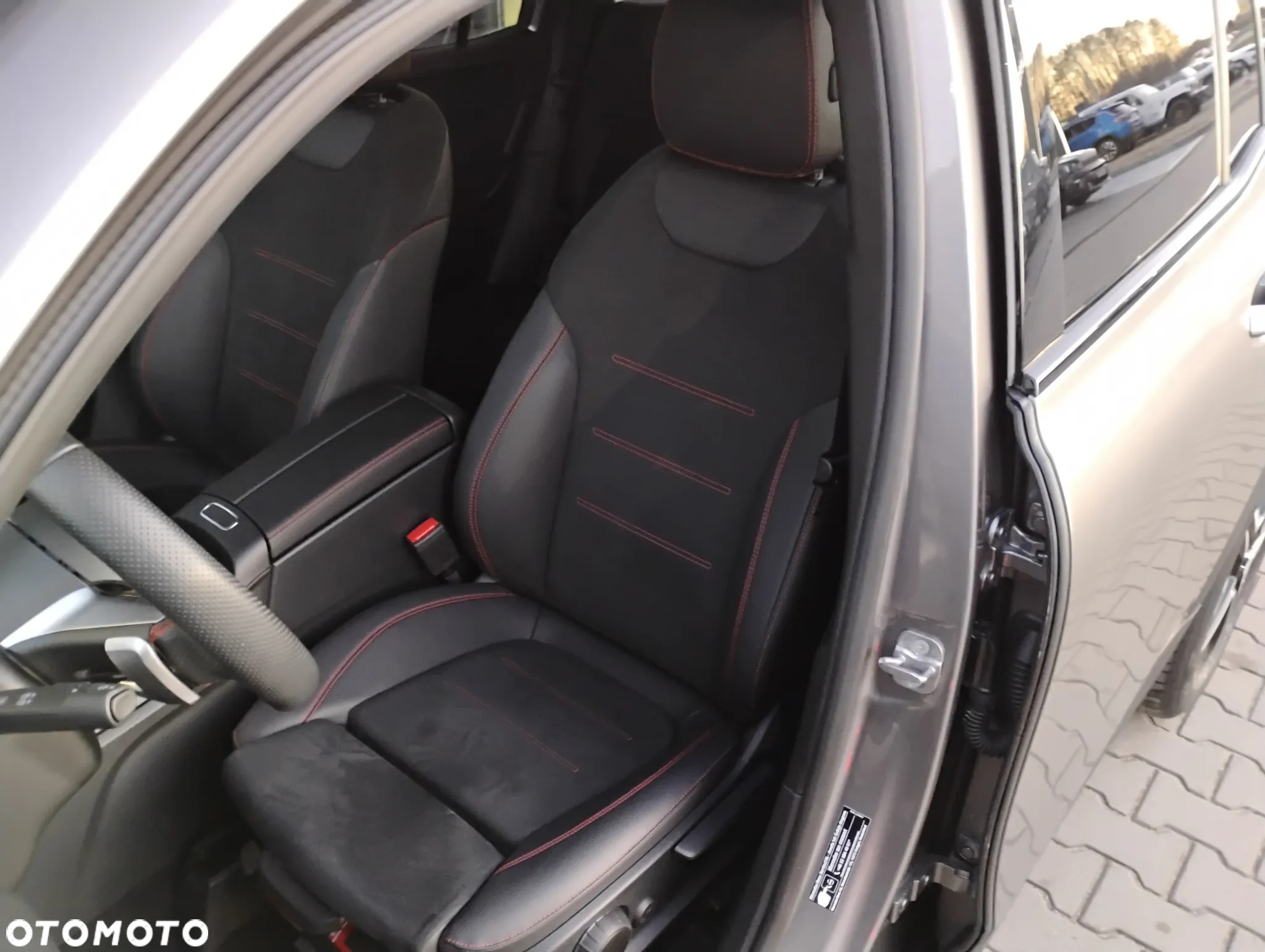 Mercedes-Benz GLB 200 AMG Line 7G-DCT - 10