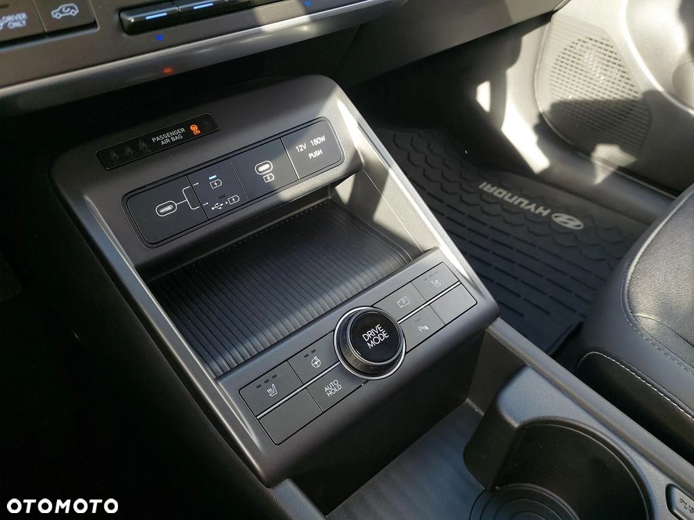 Hyundai Kona Electric 65kWh Executive - 16