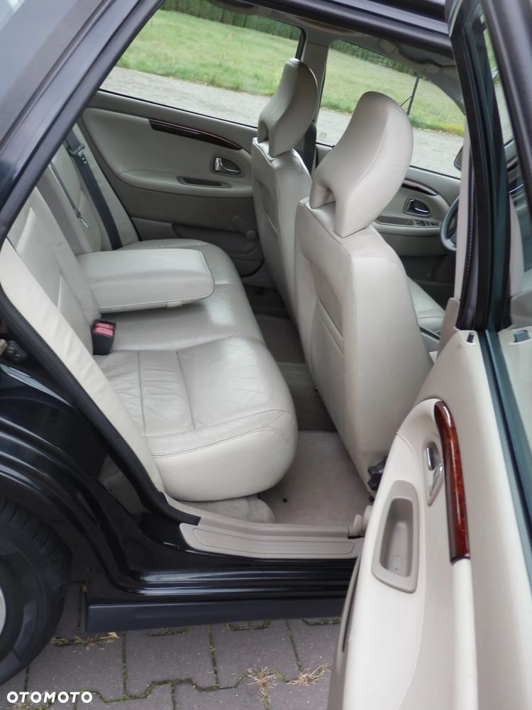 Volvo V40 - 9