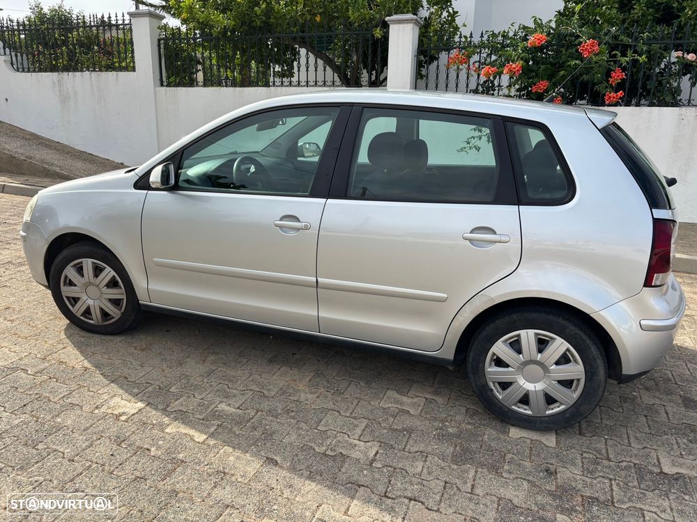 VW Polo 1.4 TDi Confortline - 4