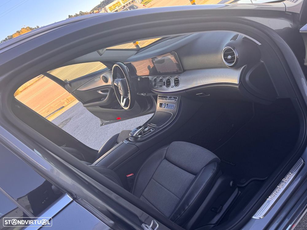 Mercedes-Benz 300 - 8