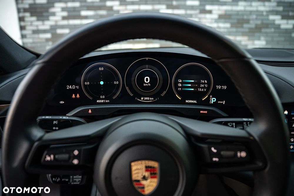 Porsche Taycan 4S Performance Plus - 18