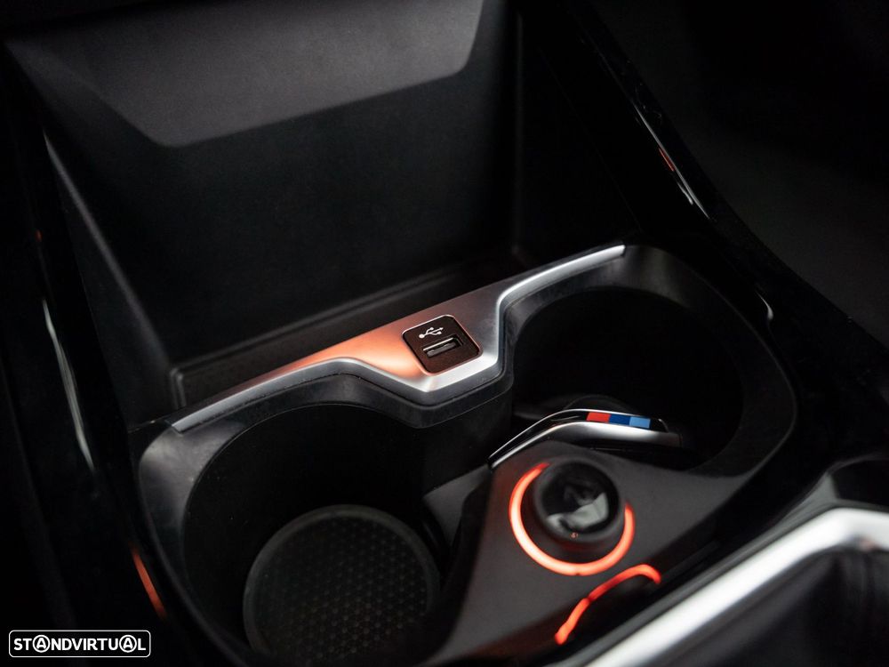 BMW 116 d Pack Desportivo M - 27
