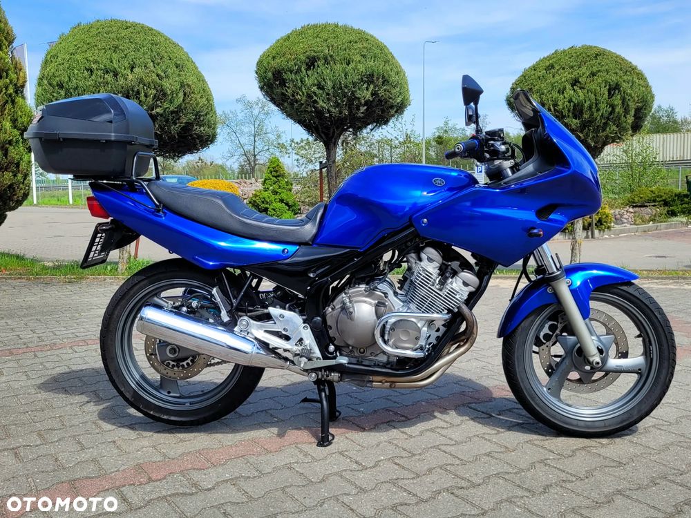 Yamaha XJ - 2