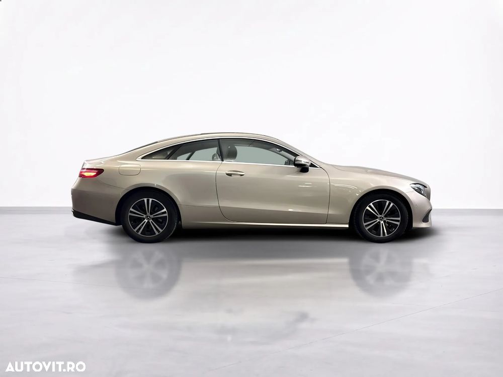 Mercedes-Benz E 200 - 7