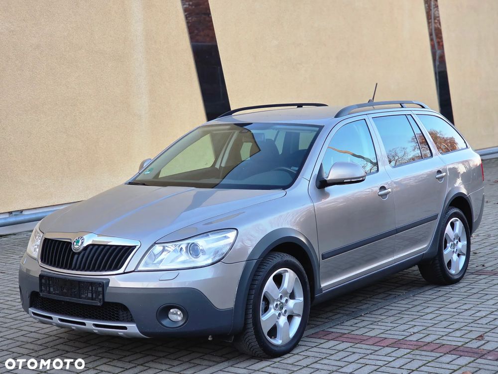 Skoda Octavia 2.0 TDI DPF 4x4 Scout - 1