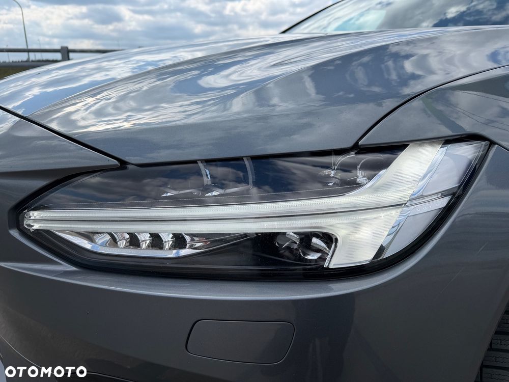 Volvo V90 D4 AWD R-Design - 3