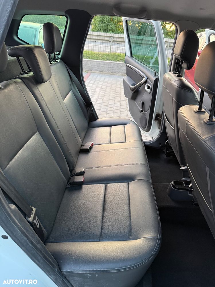 Dacia Duster 1.6 16V 4x2 Prestige - 19
