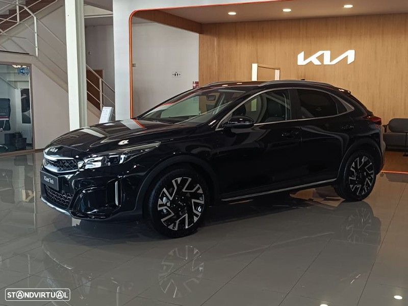 Kia XCeed 1.5 T-GDI Tech 7DCT - 3