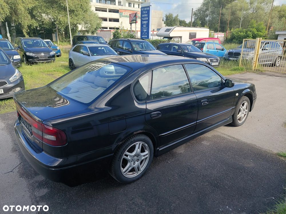 Subaru Legacy 2.5 GX 4x4 - 6