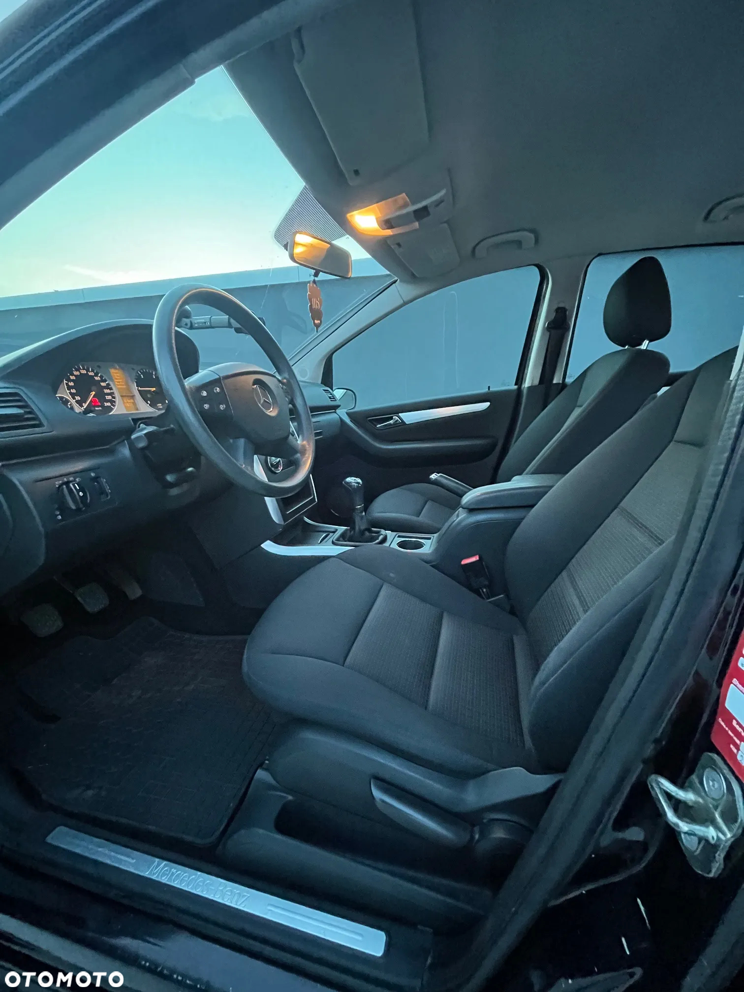 Mercedes-Benz Klasa B 180 CDI - 13