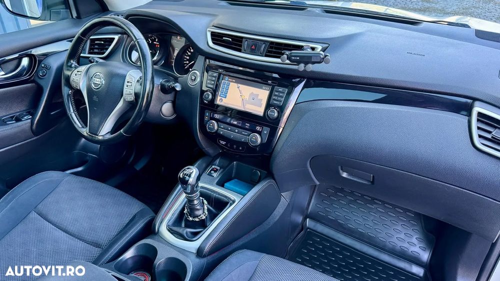 Nissan Qashqai 1.5 DCI Start/Stop N-Connecta - 15