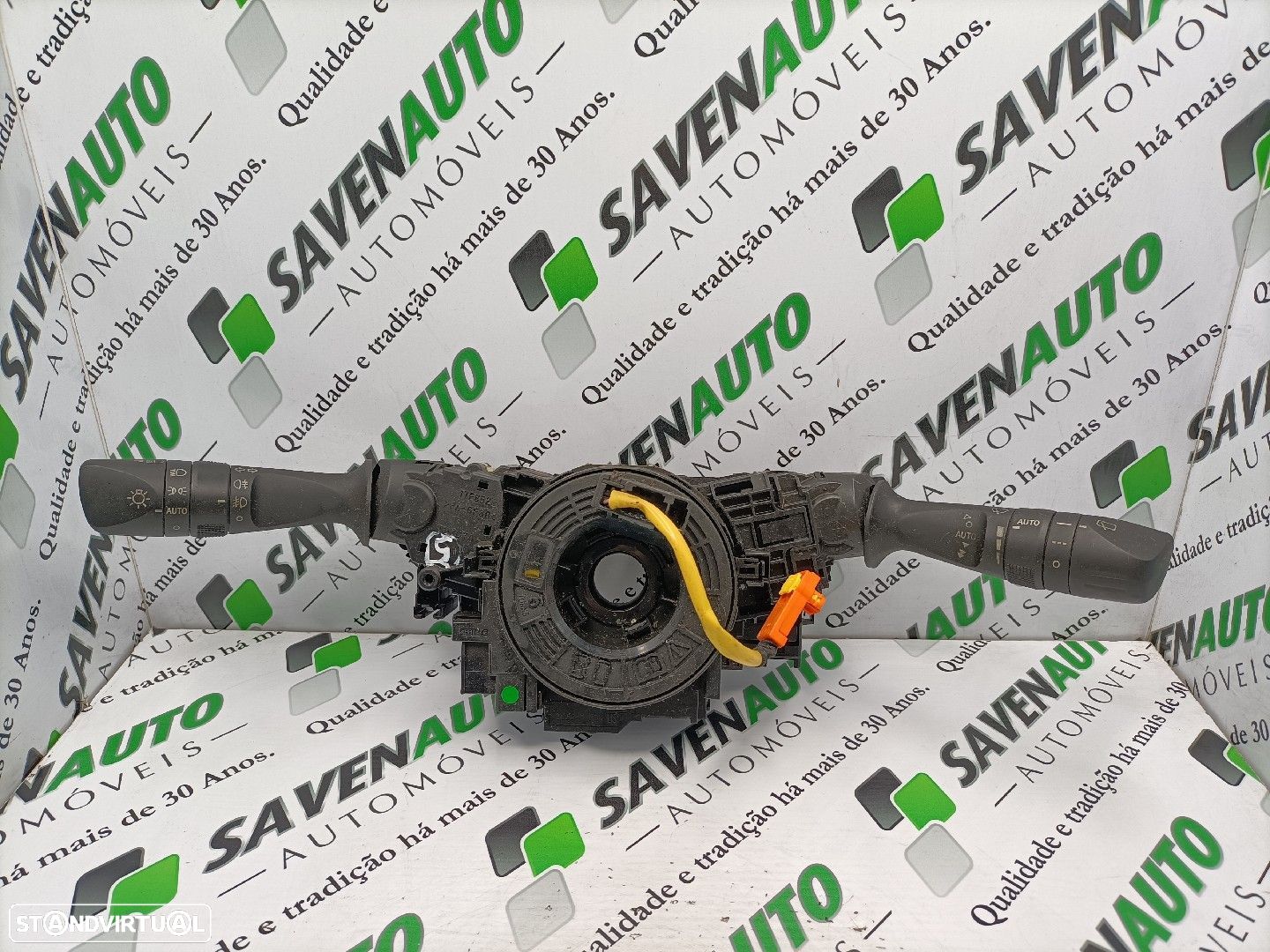 Conjunto (Comutador) Manetes (Piscas E Escovas) Toyota Auris (_E18_) - 1