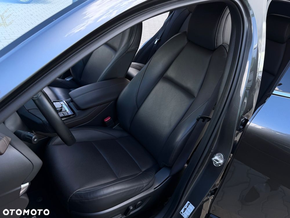 Mazda CX-30 2.0 mHEV Hikari 2WD - 31