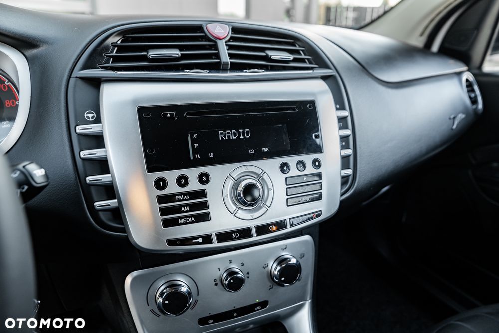 Lancia Delta 1.4 T-Jet Steel - 25