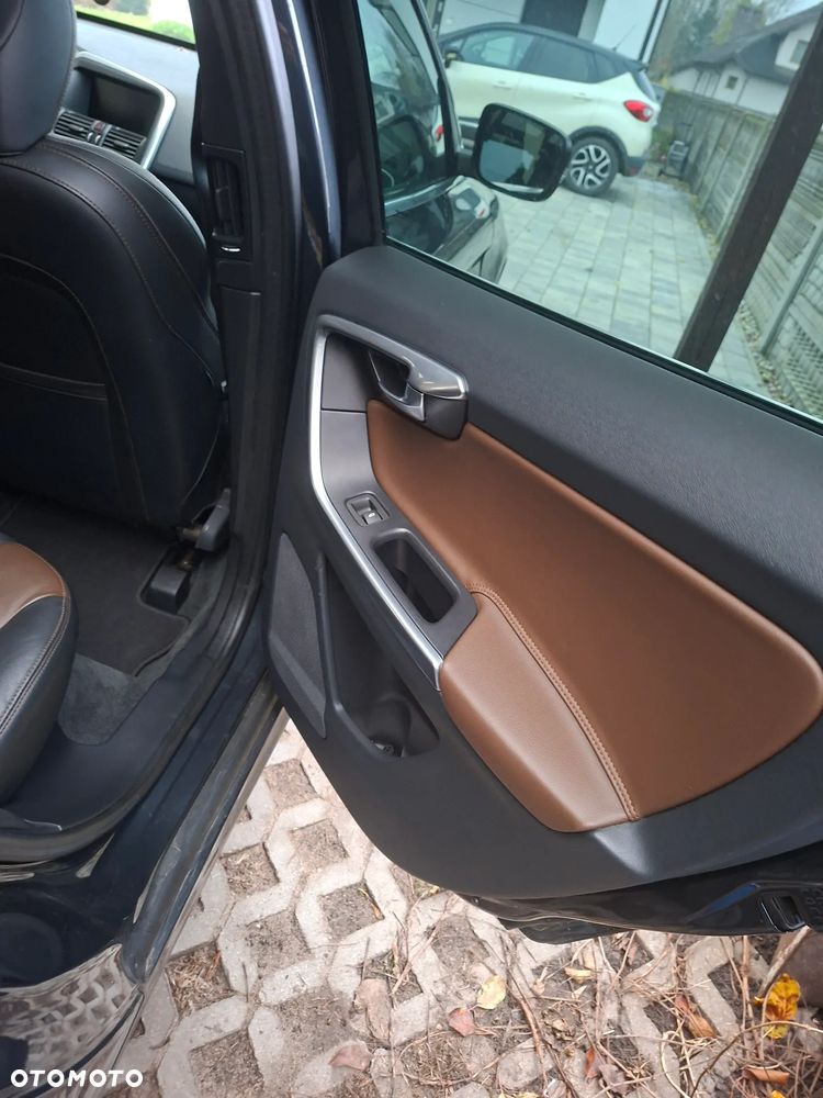 Volvo XC 60 T6 AWD Kinetic - 9