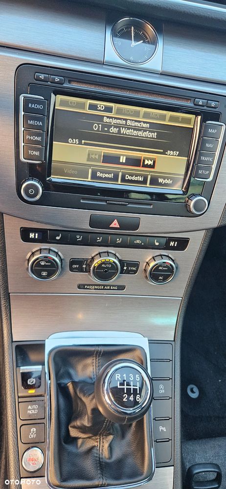 Volkswagen Passat 2.0 TDI BlueMotion Technology Trendline - 6