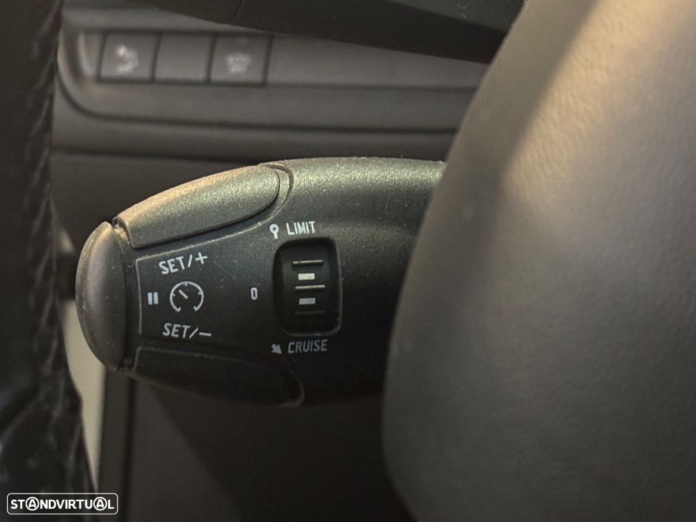 Peugeot 2008 PureTech 110 Stop&Start EAT6 Crossway - 35