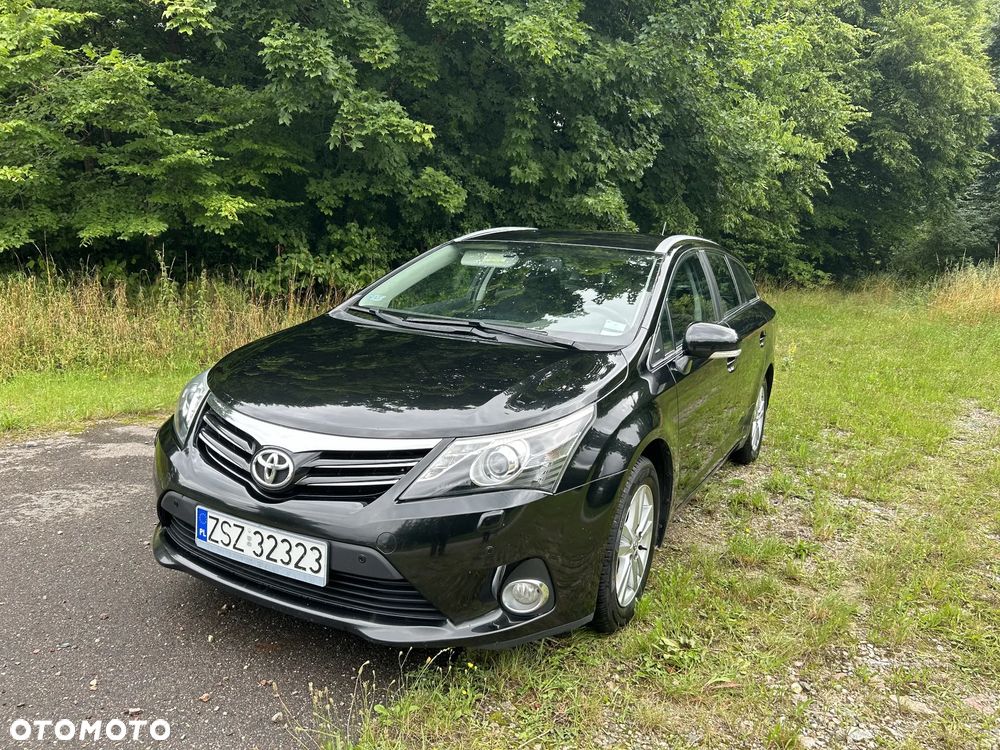 Toyota Avensis 1.8 Premium - 9