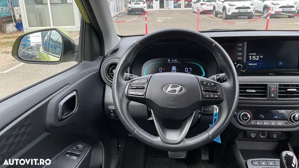 Hyundai i10 1.2 l 79 CP AMT Highway - 21