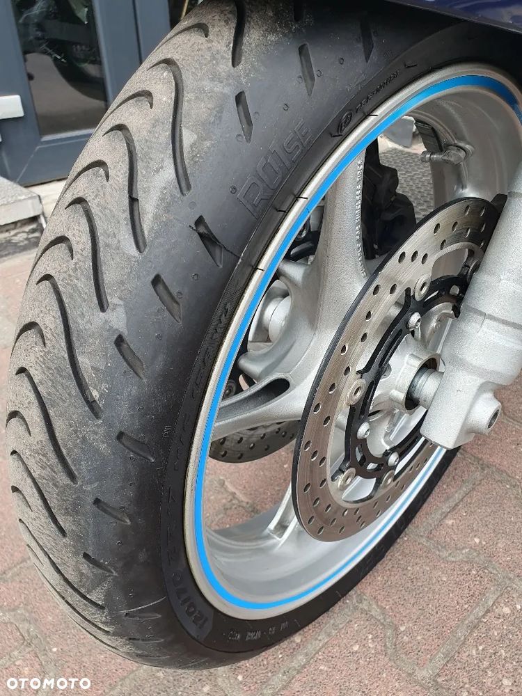 Yamaha FZ6 - 3