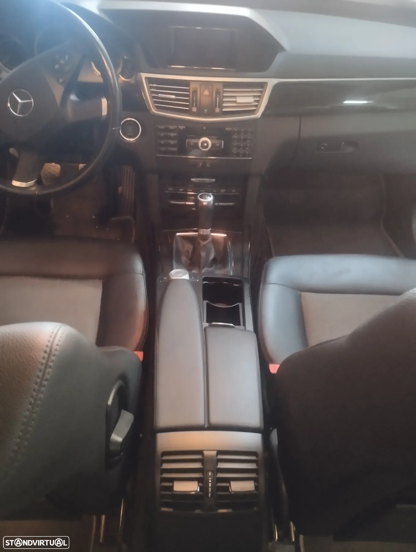 Mercedes-Benz E 250 CDi Avantgarde BlueEfficiency - 11