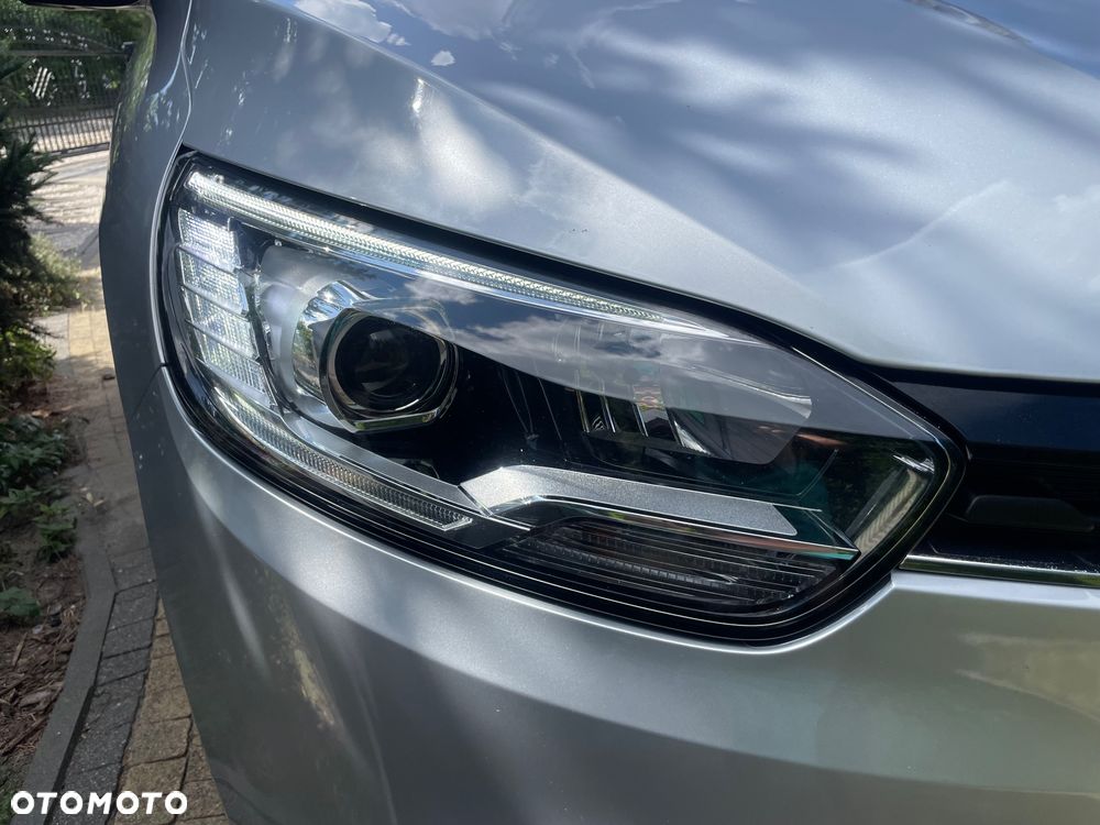Renault Grand Scenic - 12