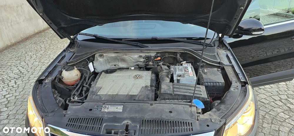 Volkswagen Tiguan - 16