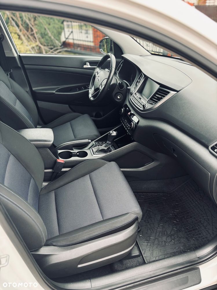 Hyundai Tucson 2.0 CRDi 4WD Automatik Style - 21