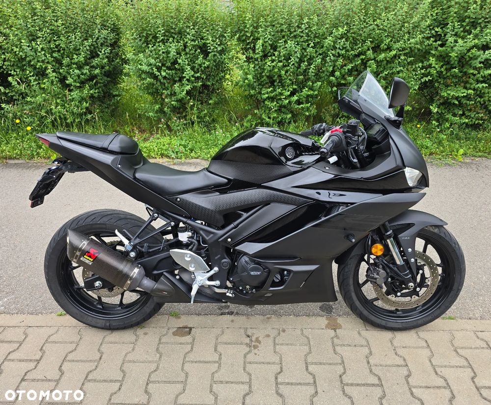 Yamaha R3 - 2