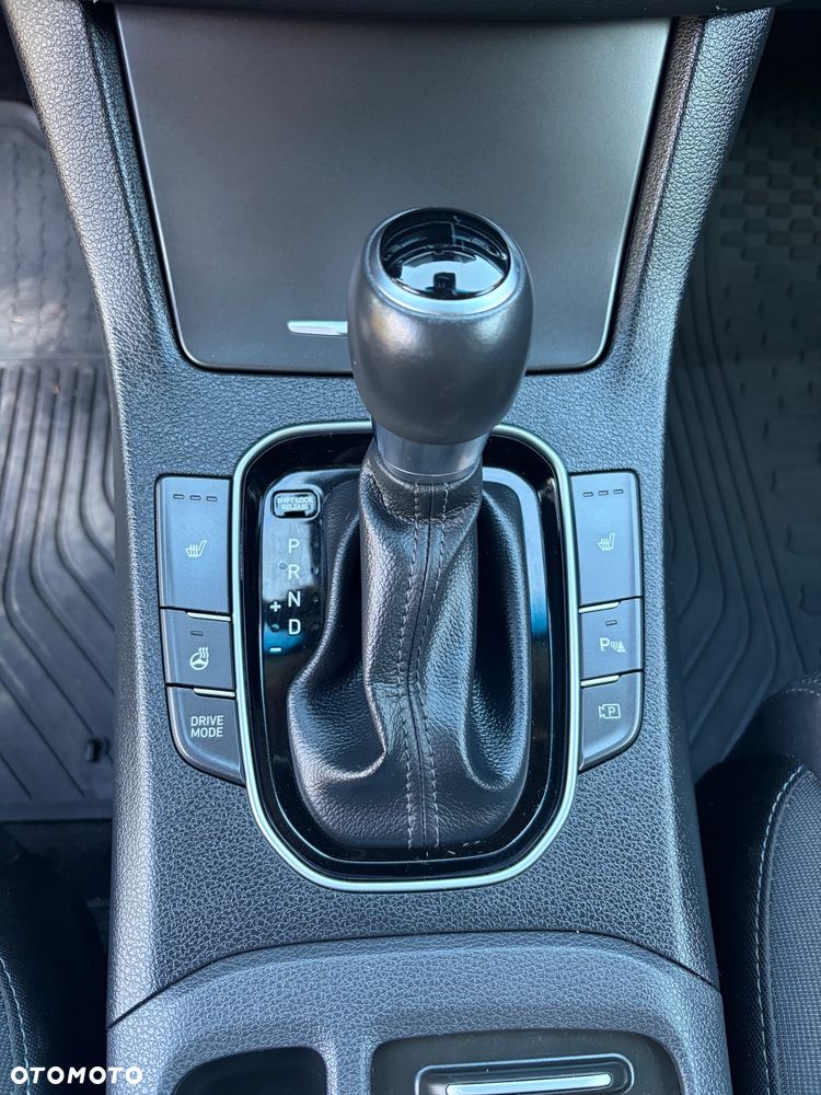Hyundai i30 1.5 T-GDI 48V-Hybrid DCT EDITION 30+ - 19