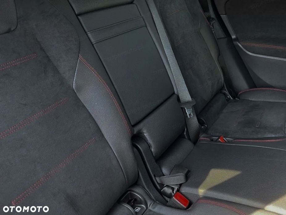 Mercedes-Benz GLB 200 d AMG Line 8G-DCT - 15