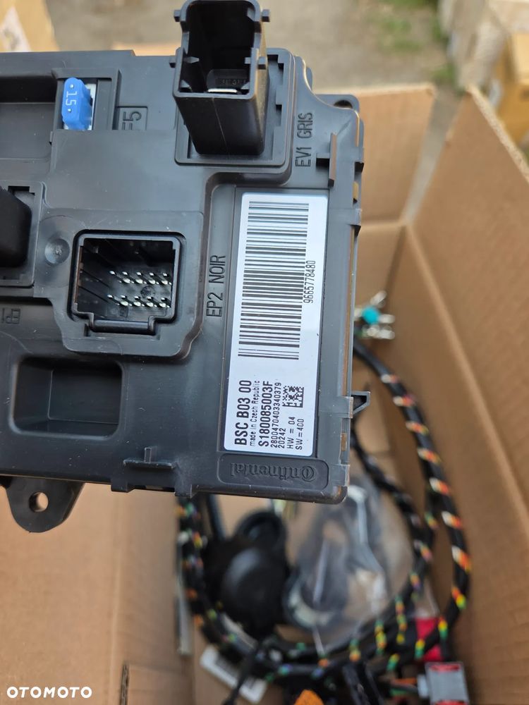 Moduł wiązka haka holowniczego Citroën C5 III X7 9428F7 9665778480 - 6