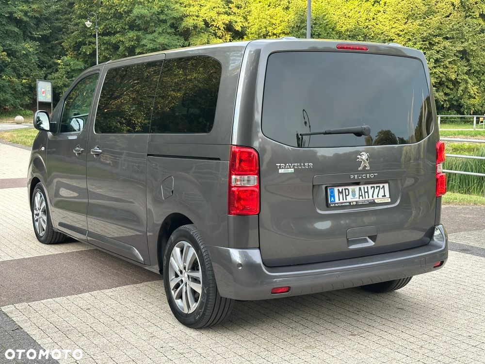 Peugeot Traveller L2 2.0 EAT8 Business VIP - 4