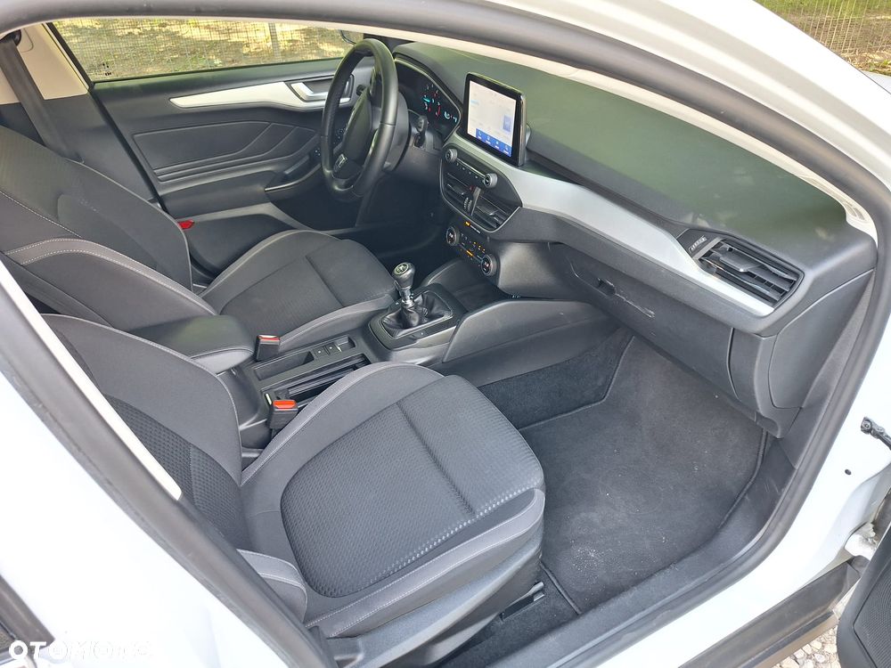 Ford Focus - 13