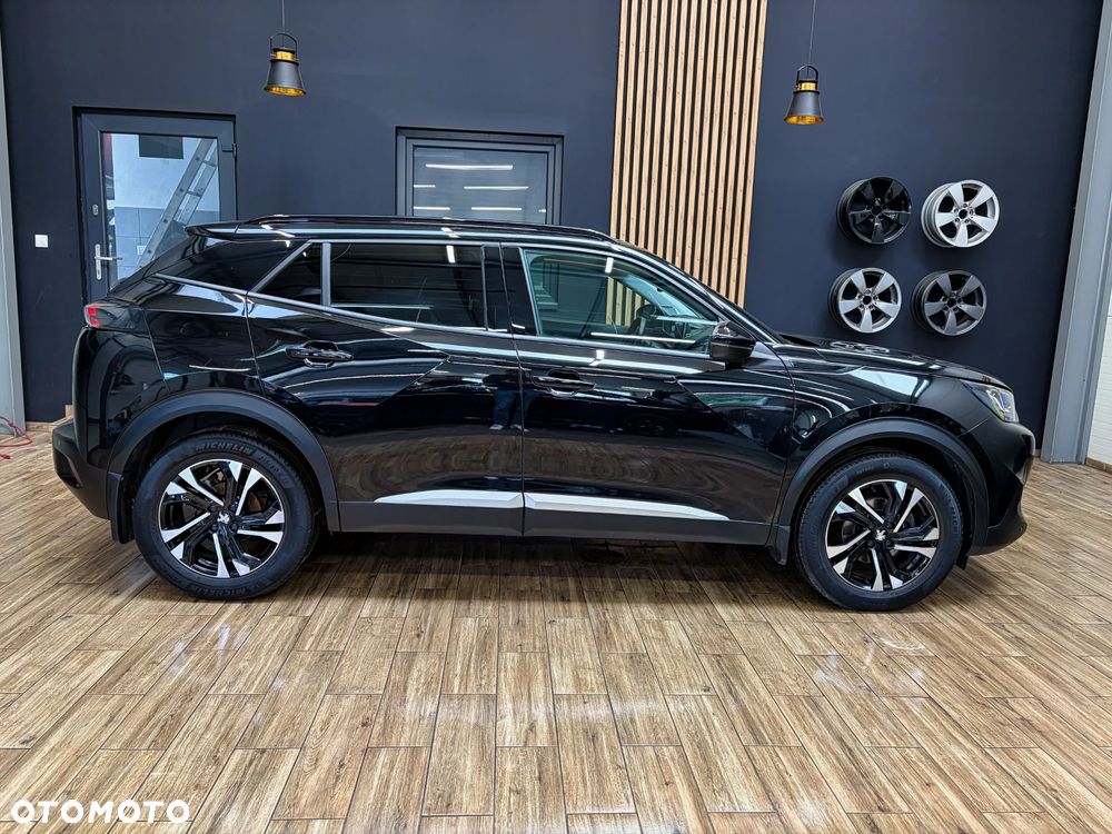 Peugeot 2008 1.2 PureTech Allure Pack S&S - 6
