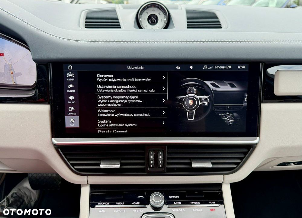 Porsche Cayenne - 32