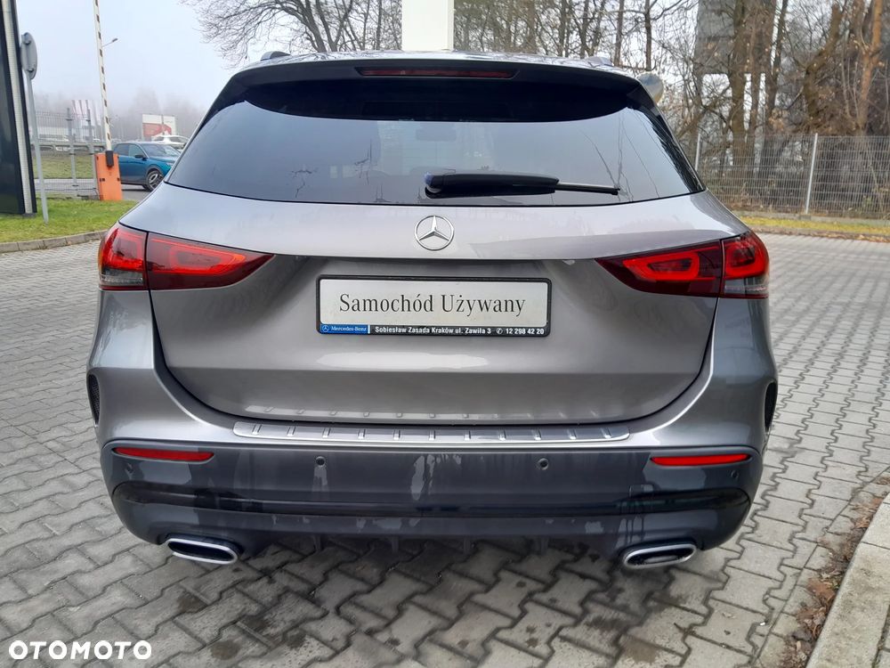 Mercedes-Benz GLA 200 AMG Line - 5