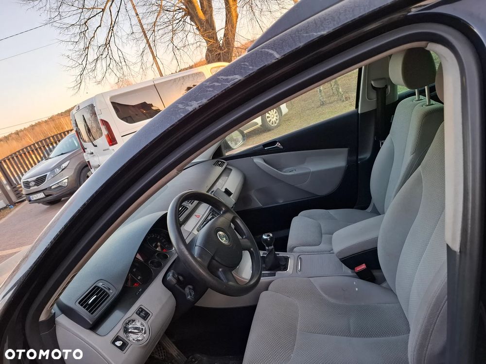 Volkswagen Passat - 5