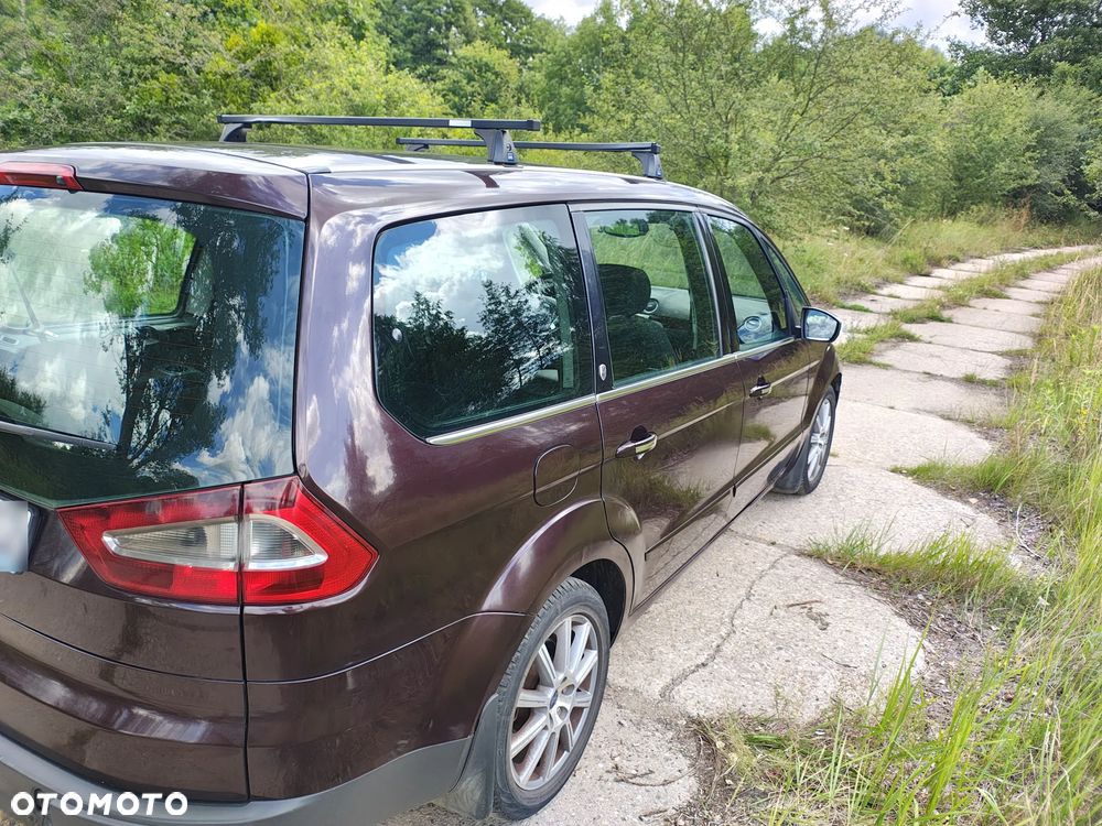 Ford Galaxy 2.0 TDCi Ghia - 12