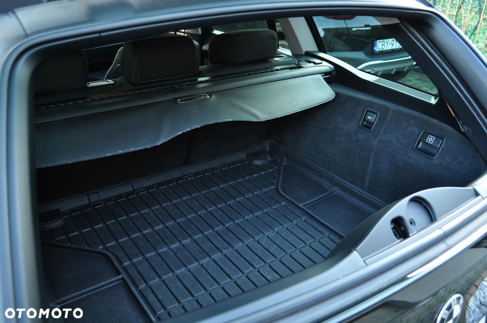 BMW Seria 5 525i Edition Exclusive - 25