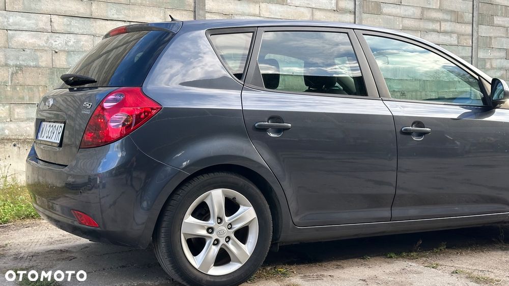 Kia Ceed 1.4 Comfort + - 16